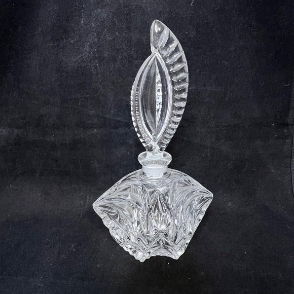 Vintage Pressed Glass Perfume Bottle With Feather Plume Stopper - Picture 5 of 9